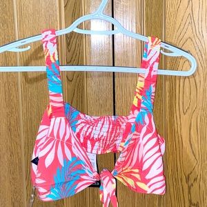 Tropical floral top